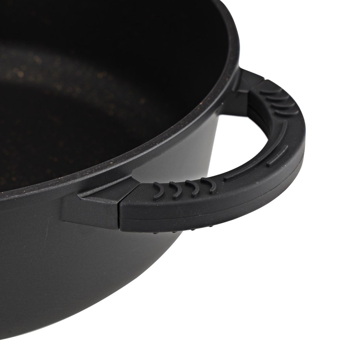 Royalford RF13264 SHALLOW CASSEROLE WITH GLASS LID - Golden Chef Premium Die - Cast Cookware 28Cm - 4.5 L - Image 2